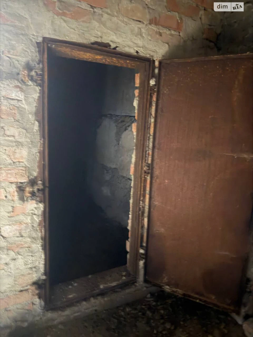 For sale Place in a garage cooperative Kyivska