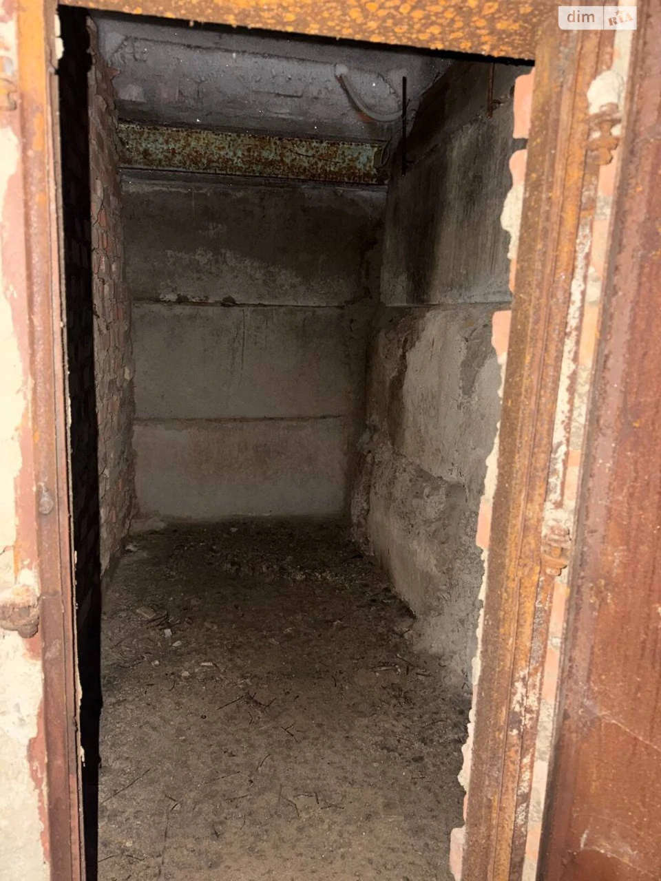 For sale Place in a garage cooperative Kyivska