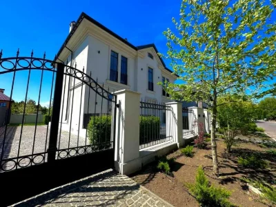 House. Odesa, Dachna st.