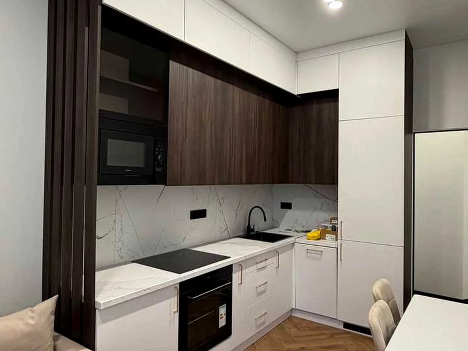 Apartment. Uzhgorod, Anatoliya Tegzi Street