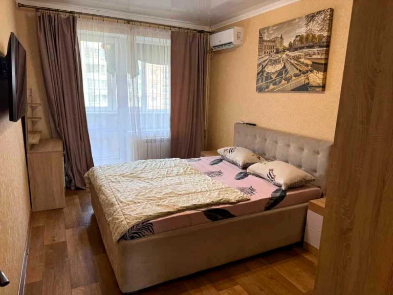 Apartment. Sumy, Heroiv Krut Street