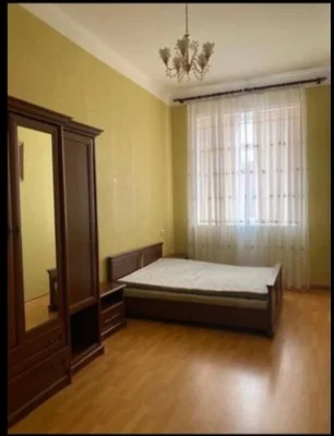 For Sale: Spacious 3-bedroom apartment.