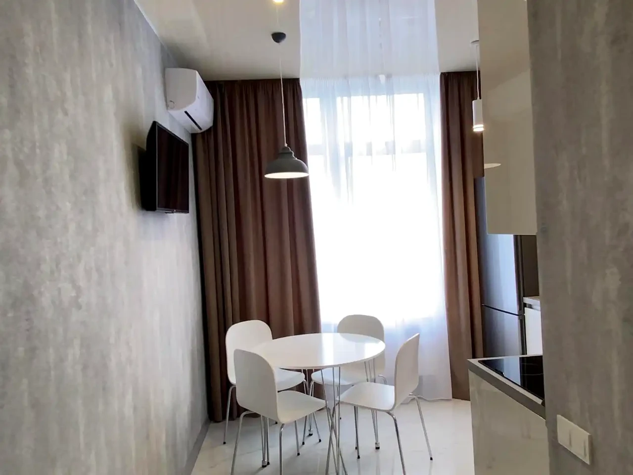 Rent 1-bedroom apartment 40 m² on 19/25 floor