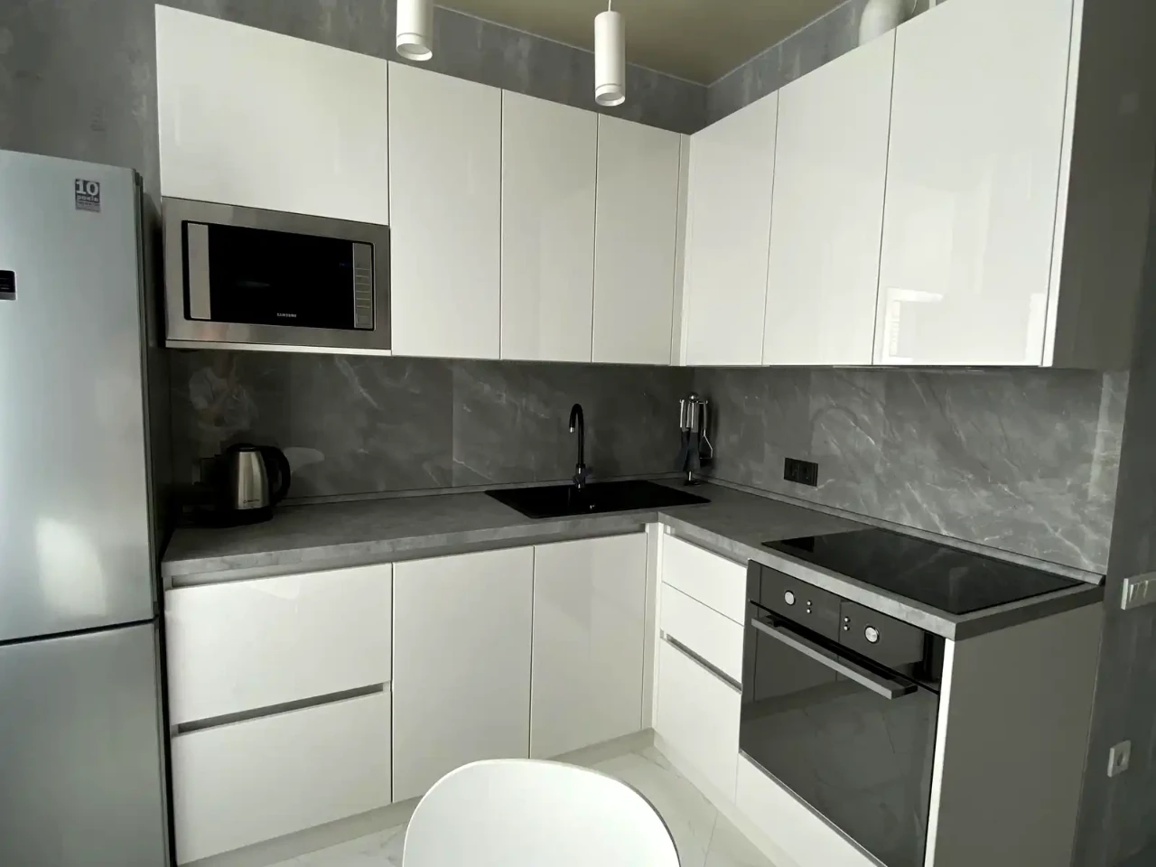 Rent 1-bedroom apartment 40 m² on 19/25 floor