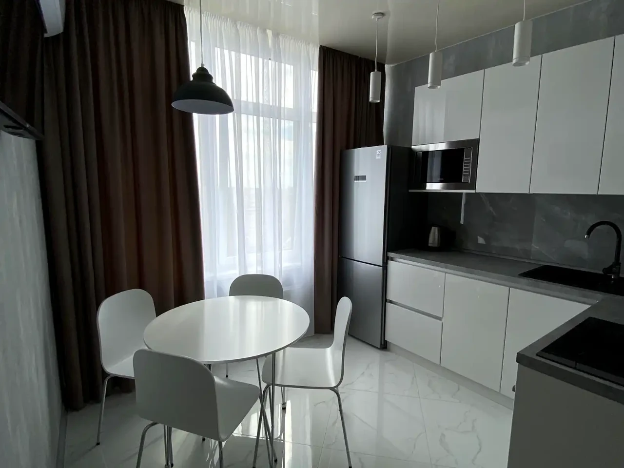 Rent 1-bedroom apartment 40 m² on 19/25 floor