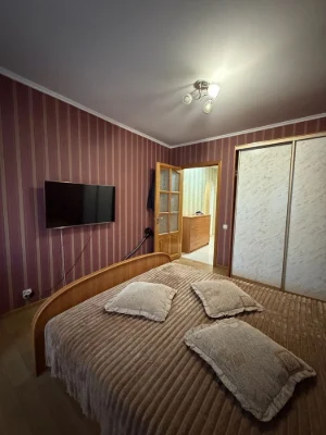 Продажа трехкомнатной квартиры по адресу ул. Героев Дня, 85