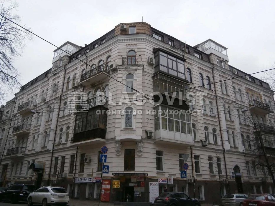 1 room Golden Gate, Reitarska St., Honchara Center