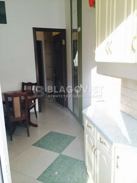 1 room Golden Gate, Reitarska St., Honchara Center