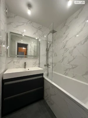 Long-Term Rental Apartment, Перемога-6