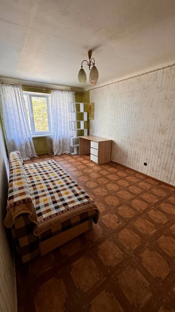 Продажа 2-комнатной квартиры, ул. Бориспольская 43, рядом с Червоный Хутир