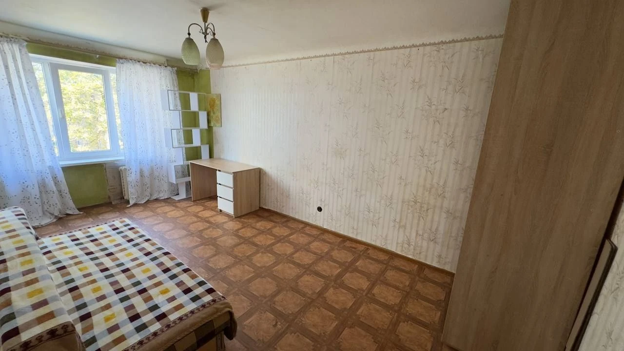 Продажа 2-комнатной квартиры, ул. Бориспольская 43, рядом с Червоный Хутир