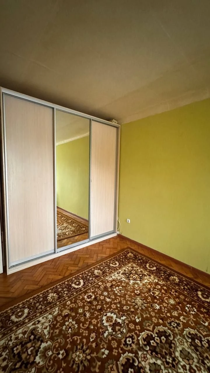 Продажа 2-комнатной квартиры, ул. Бориспольская 43, рядом с Червоный Хутир