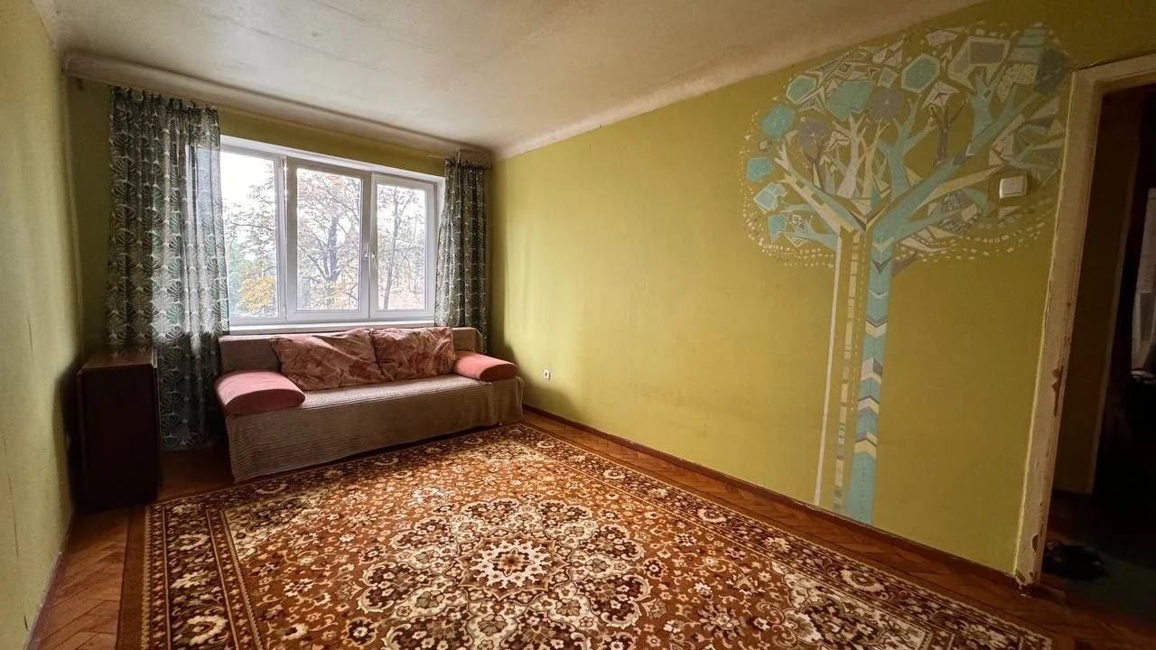 Продажа 2-комнатной квартиры, ул. Бориспольская 43, рядом с Червоный Хутир