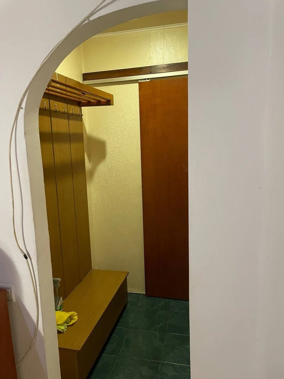 Продам 1 кімнатну квартиру в цегляному  будинку в гарному мі