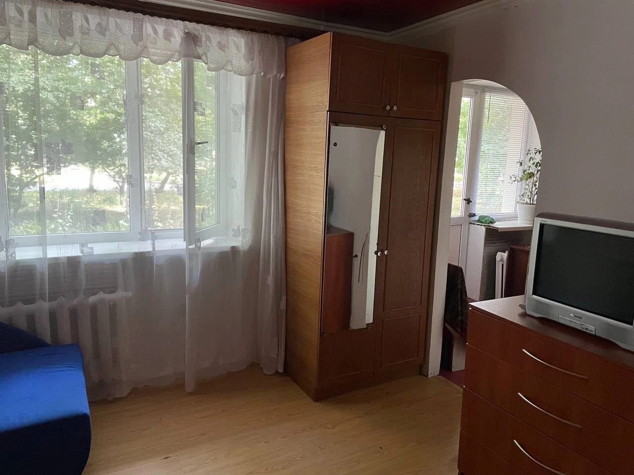 Продам 1 кімнатну квартиру в цегляному  будинку в гарному мі