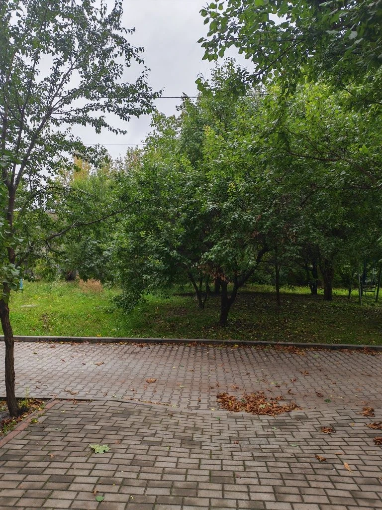 Продам 1 кімнатну квартиру в цегляному  будинку в гарному мі