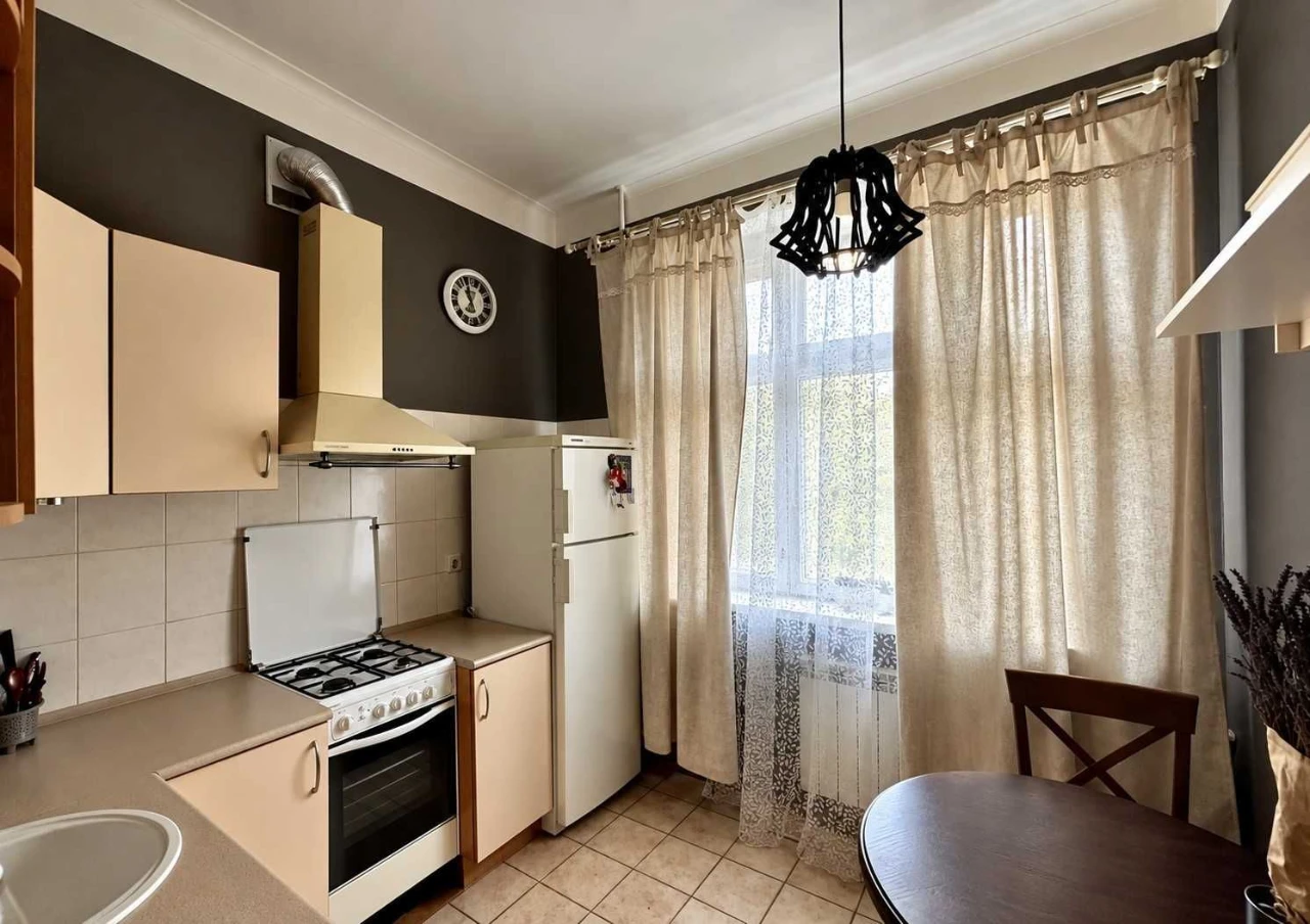 2-room 60sqm Center Pechersky Citadel Arsenal Princes Ostra