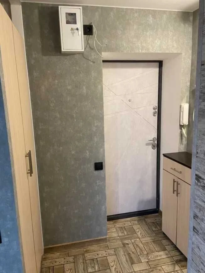 1 комната, капитальный ремонт, кухня 21 м2, Слобожанский (Газета ПРАВДИ)