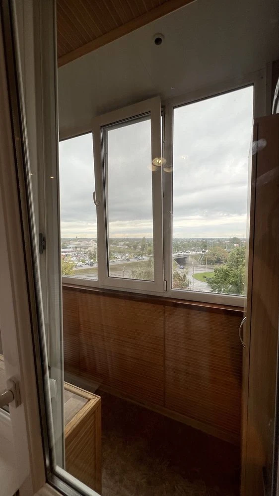 82 sq.m of your space / 4-room apartment with major renovation