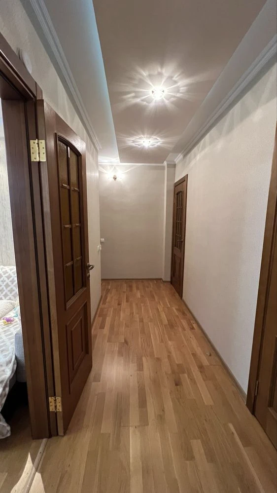 82 sq.m of your space / 4-room apartment with major renovation