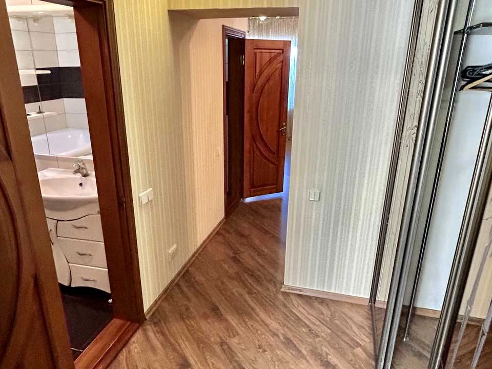 Apartment. 5-ta Slobidska Street, Nikolaev