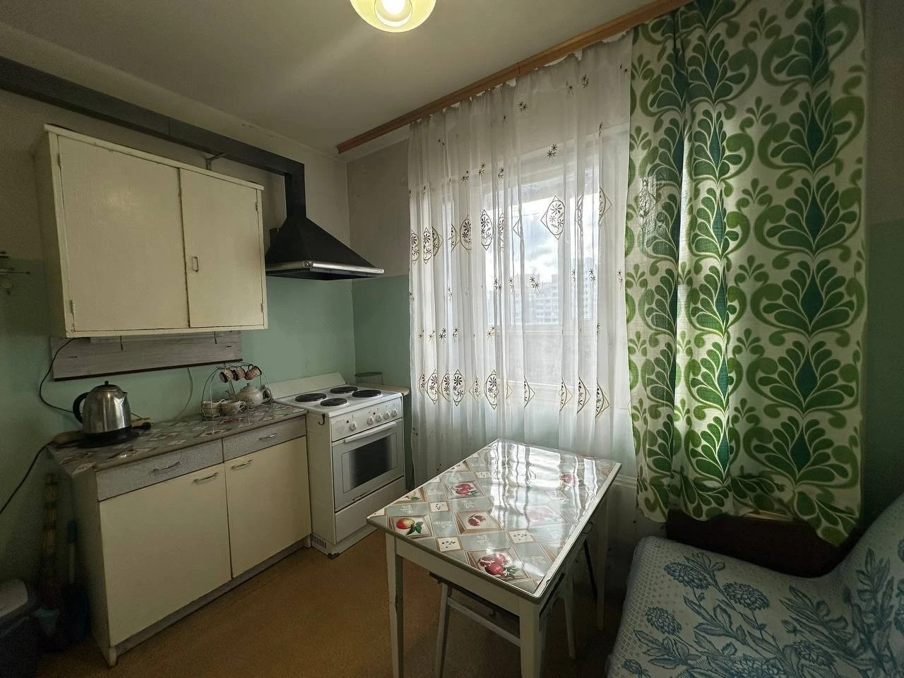 Rent 1-bedroom apartment 38 sq m, Akademika Zabolotnogo st.