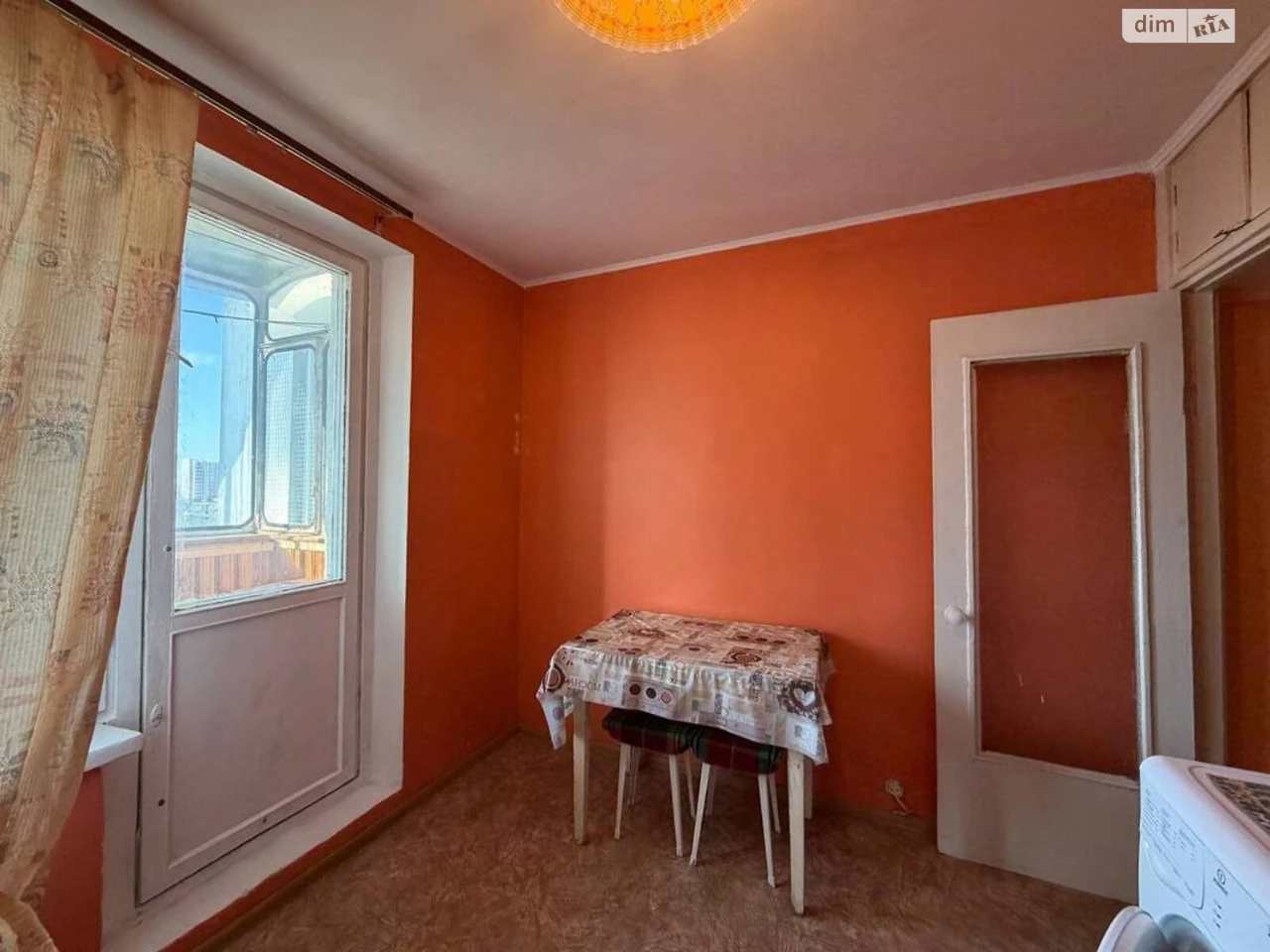 Long-Term Rental Apartment Dniprovsky