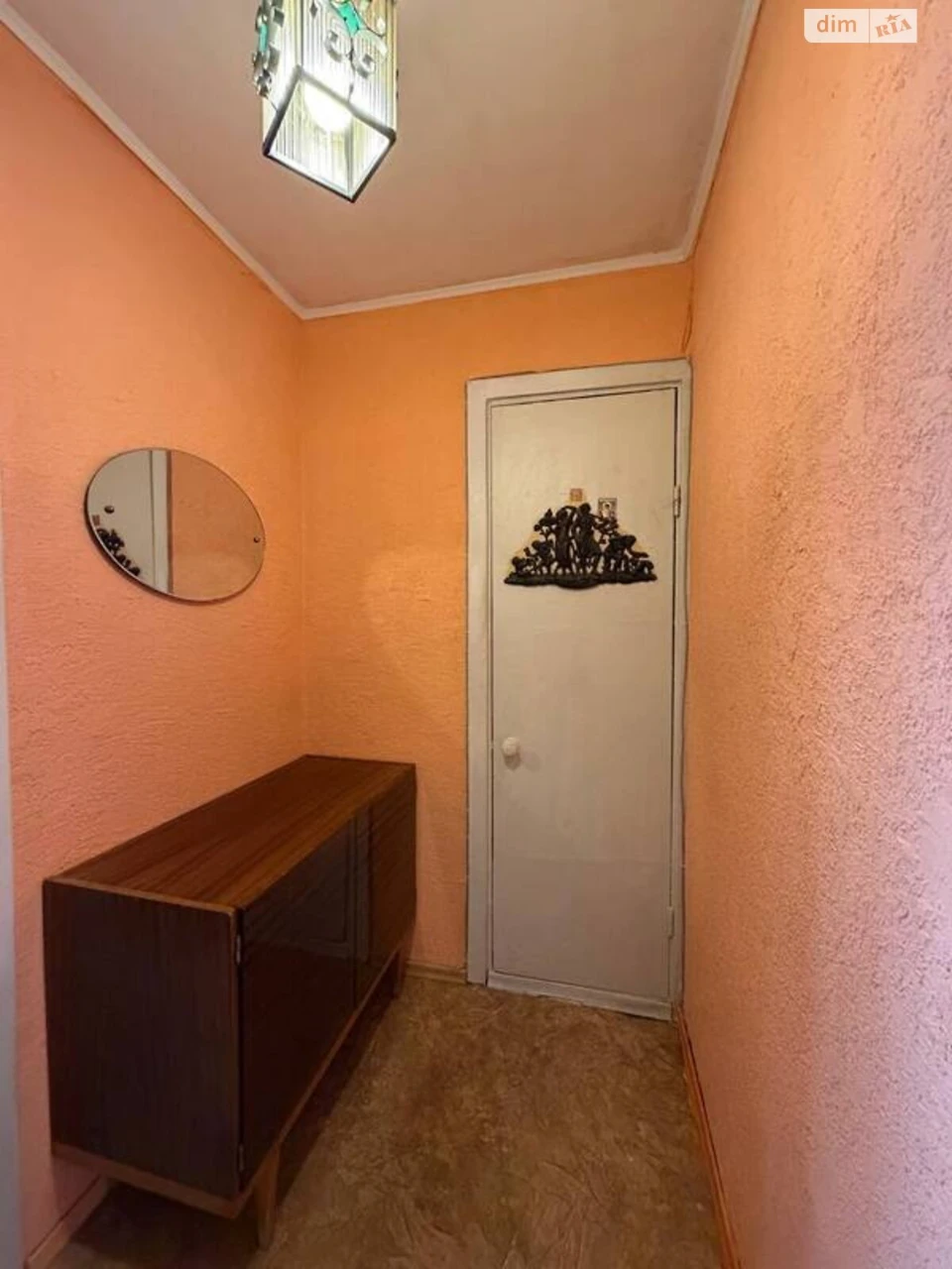 Long-Term Rental Apartment Dniprovsky