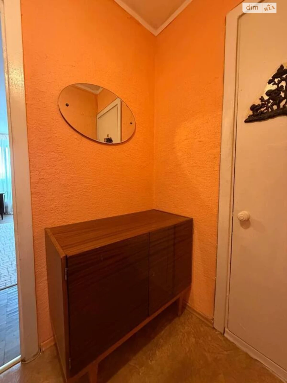 Long-Term Rental Apartment Dniprovsky
