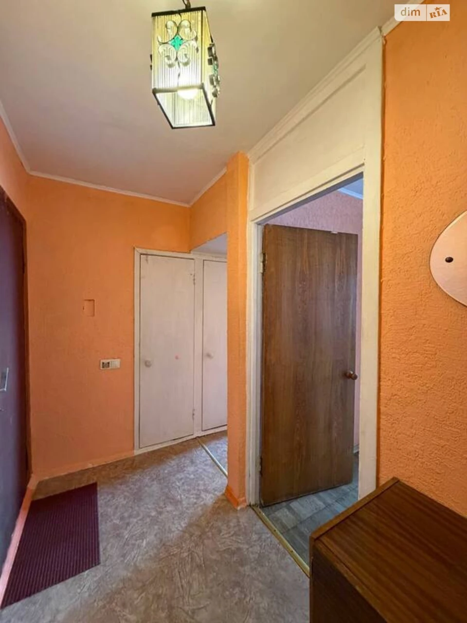 Long-Term Rental Apartment Dniprovsky