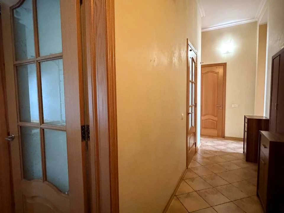Квартира. Київ, Саксаганського вул.