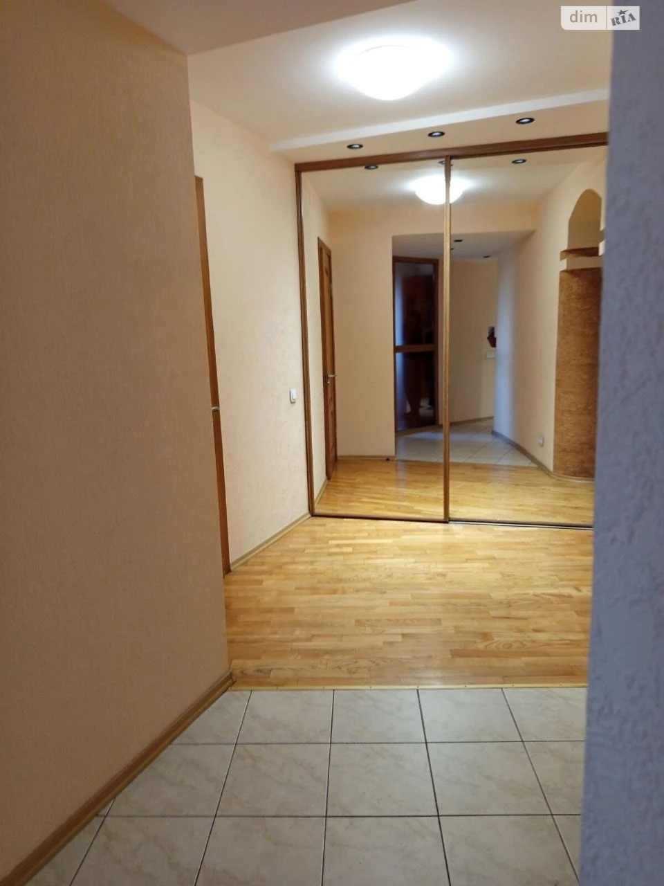 Продаж Квартира Центральний