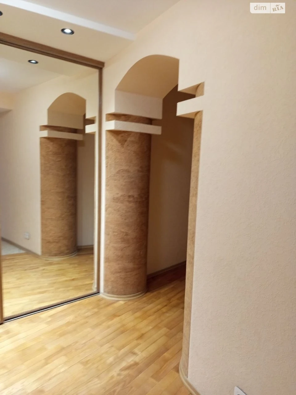 Продаж Квартира Центральний