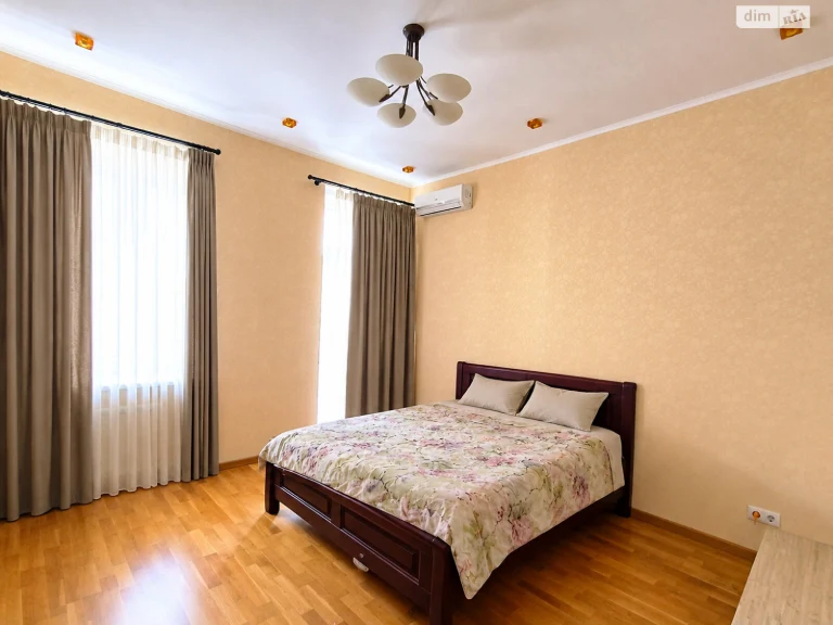 For sale Apartment Nahirny (Kyivskyi)
