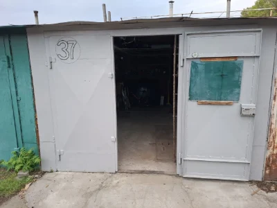 For Sale/Rent for a Long Term: Garage