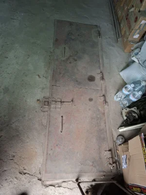 For Sale/Rent for a Long Term: Garage