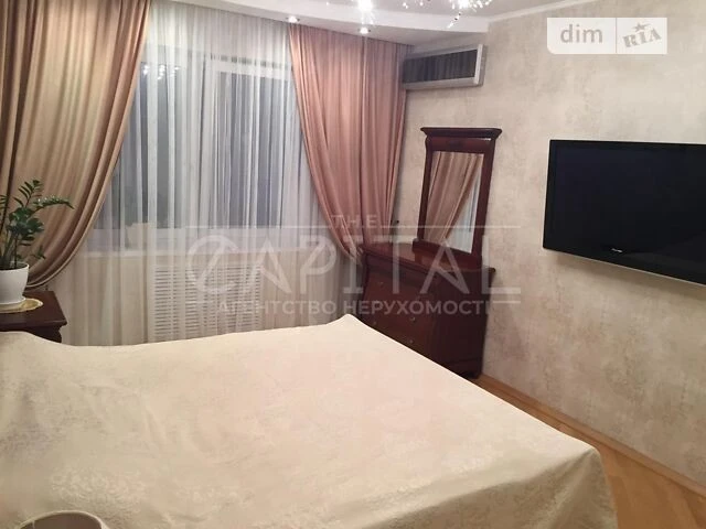 Sale of 3-room apartment 91 sq. m on Feodosiyskaya st. 14A • ID 34