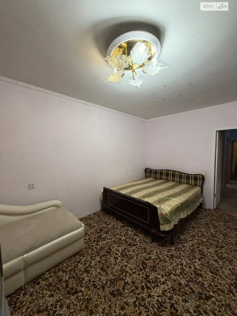 Long-Term Rental Apartment on the Left Bank