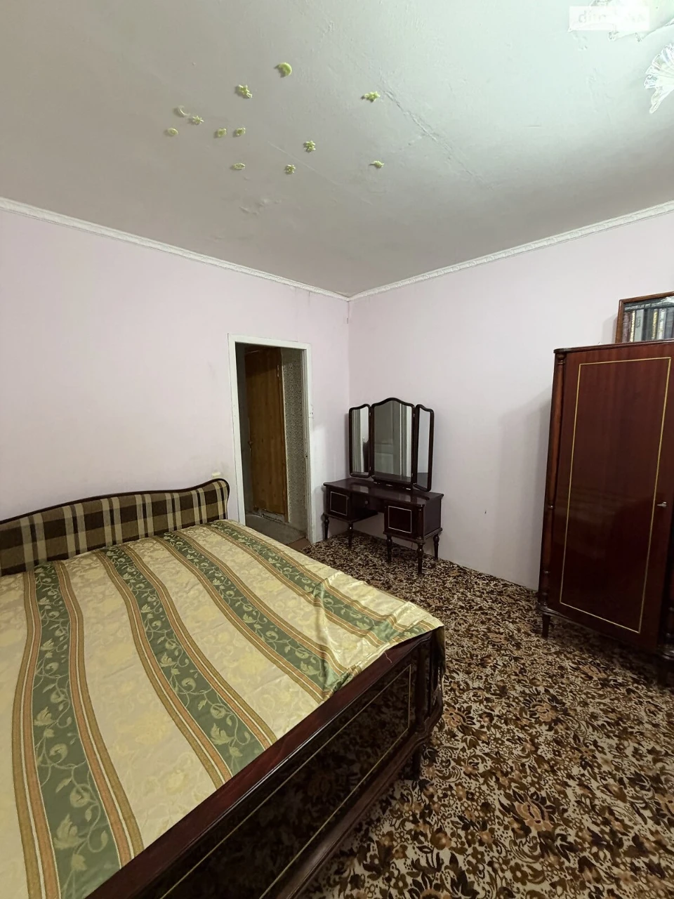 Long-Term Rental Apartment on the Left Bank