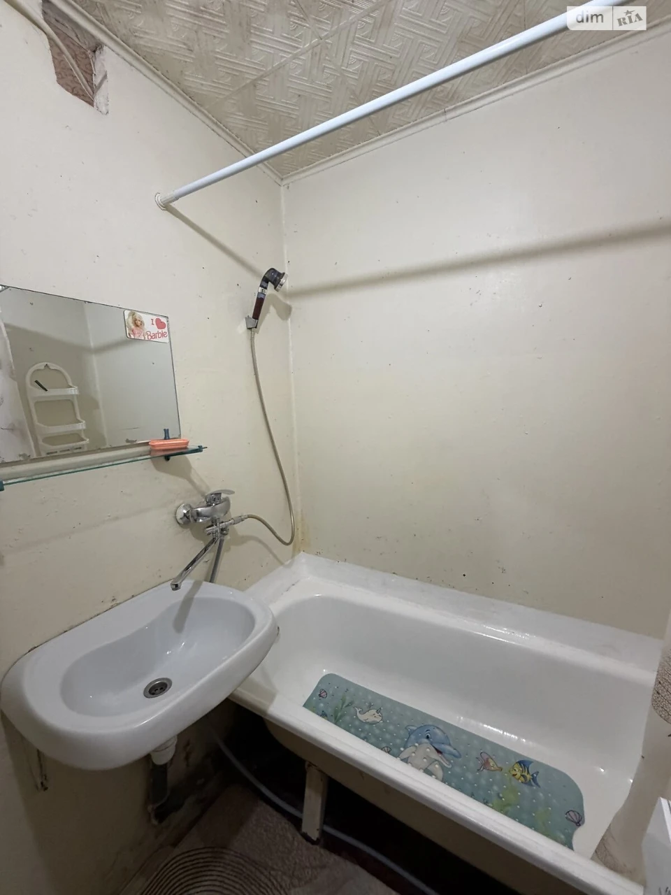 Long-Term Rental Apartment on the Left Bank