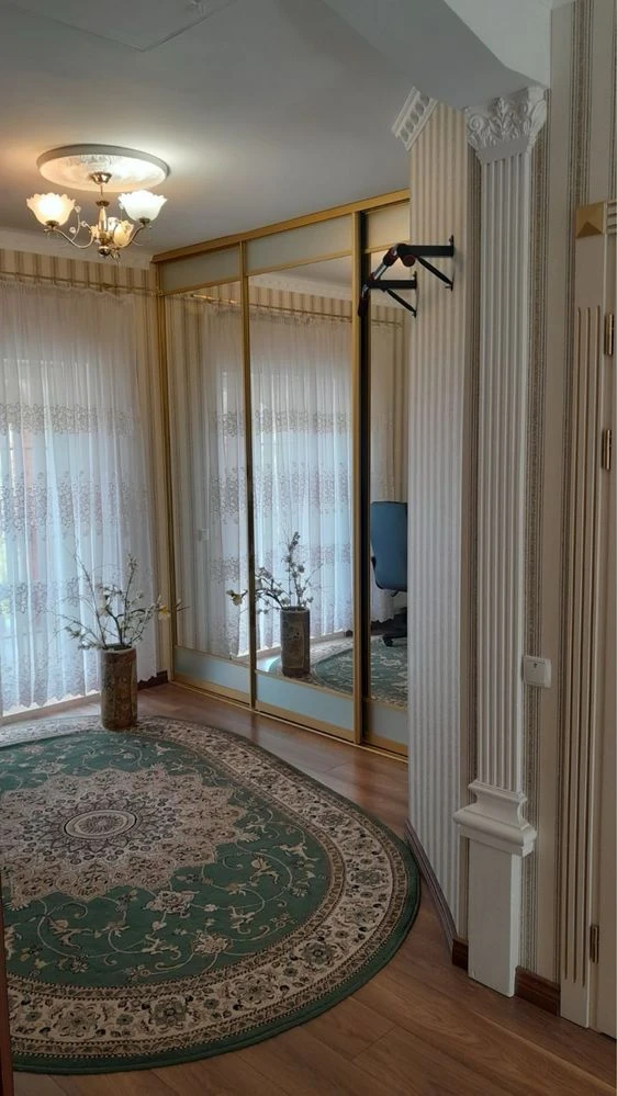 New House in Classic Style