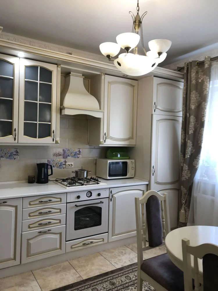 New House in Classic Style