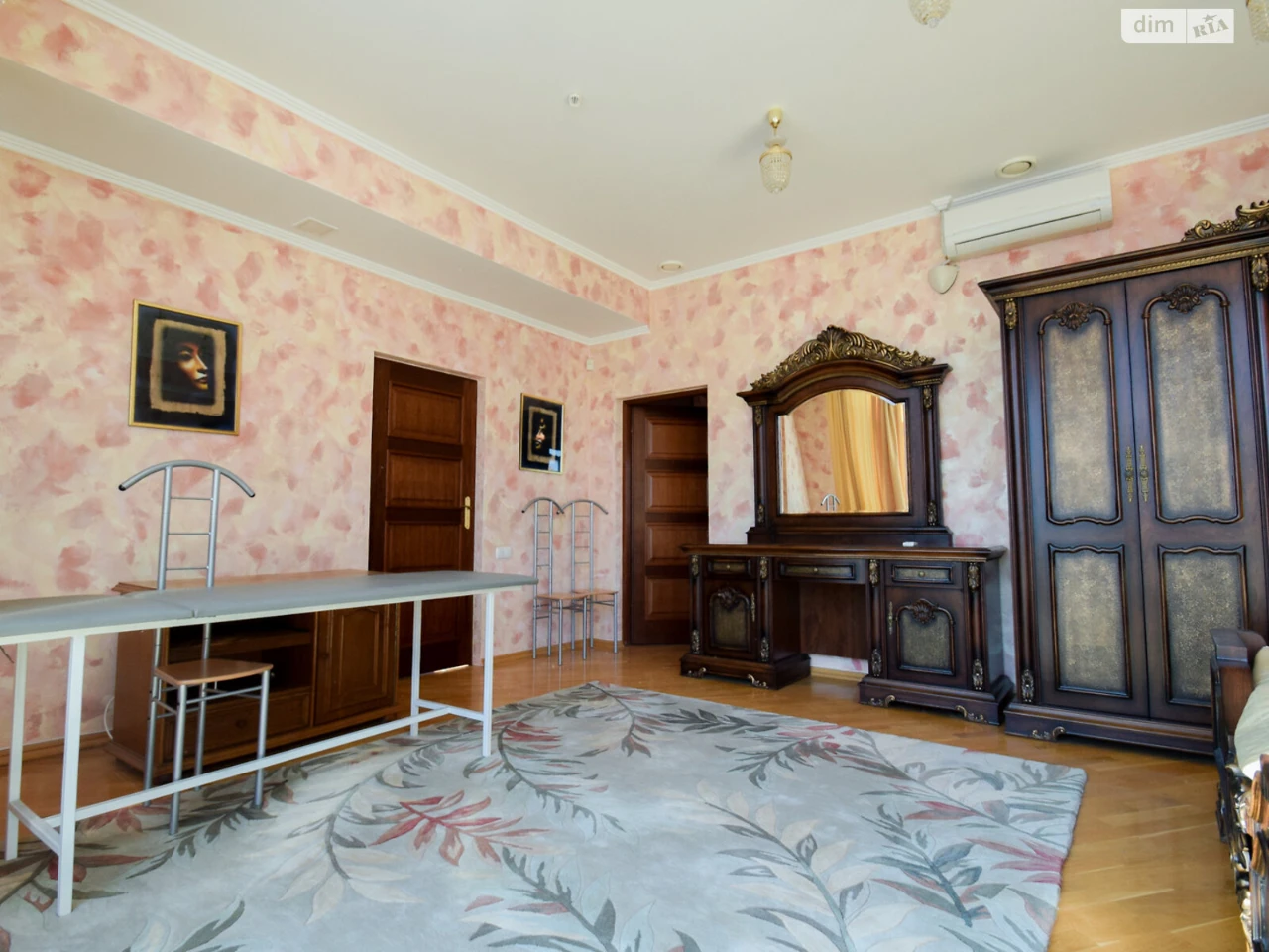 Long-Term Rental Apartment in the City Center