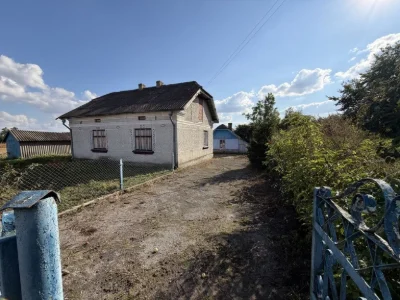 House for Sale in the Village of Marynivka, Ternopil District, 20 km