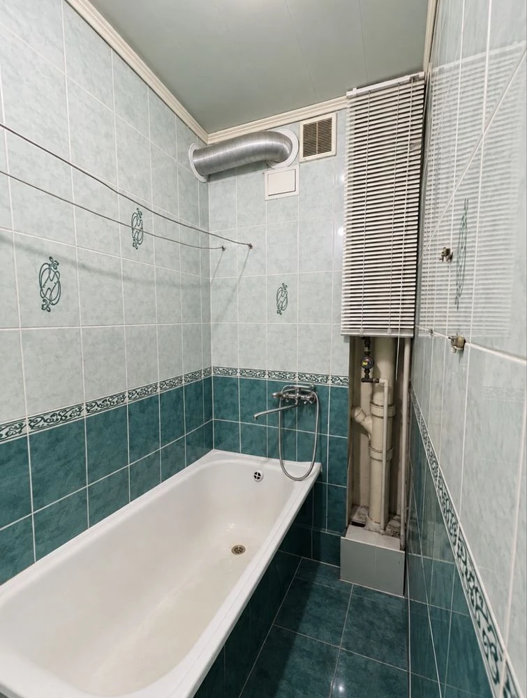 Compact 2-bedroom apartment in the Katernivka area, bonus - garage in the courtyard!! 0% commission