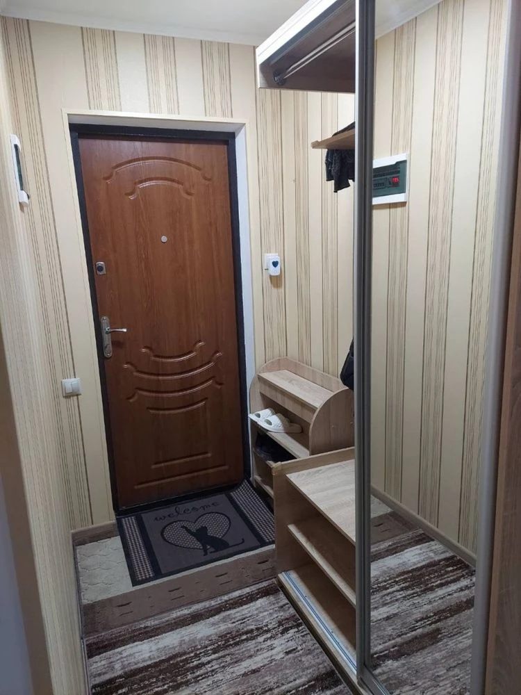 Продам квартиру однокімнатну