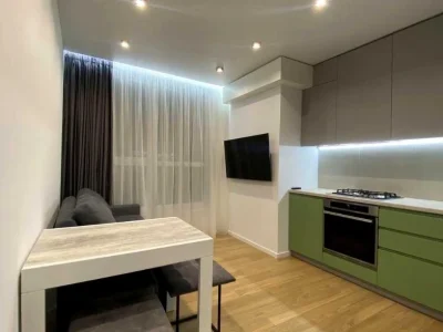 Apartment. Mykhola Pymonenko Street, Lviv