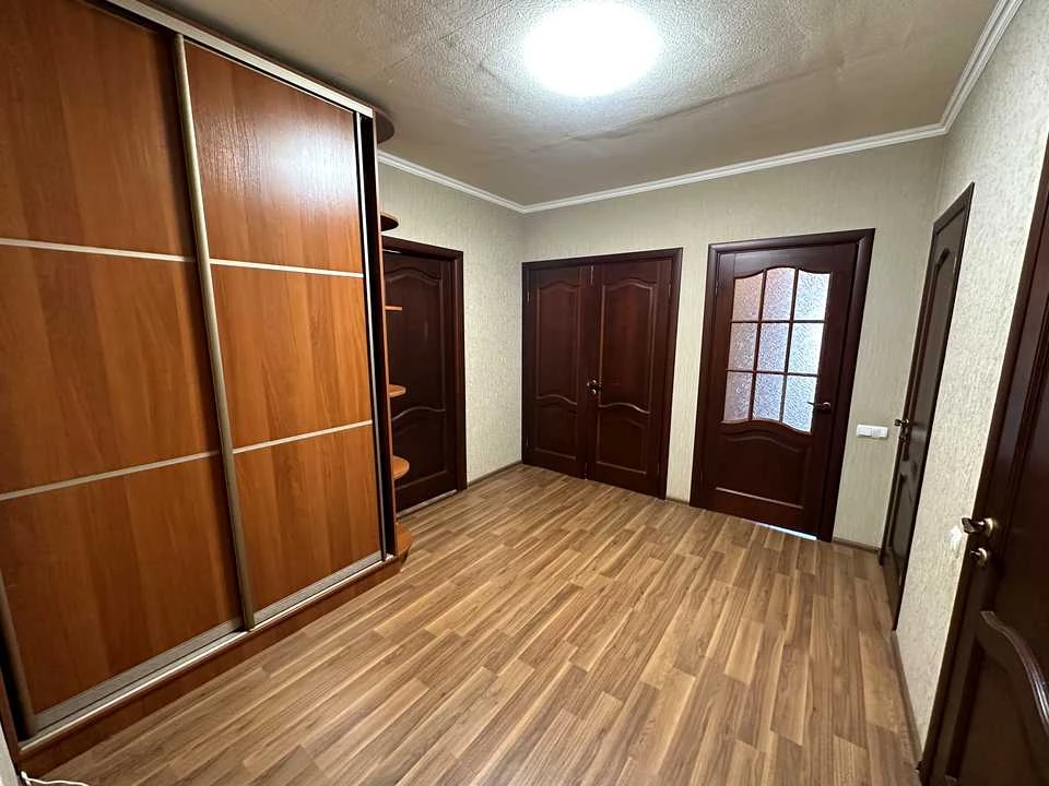 Apartment. Kyiv, Naukova Street