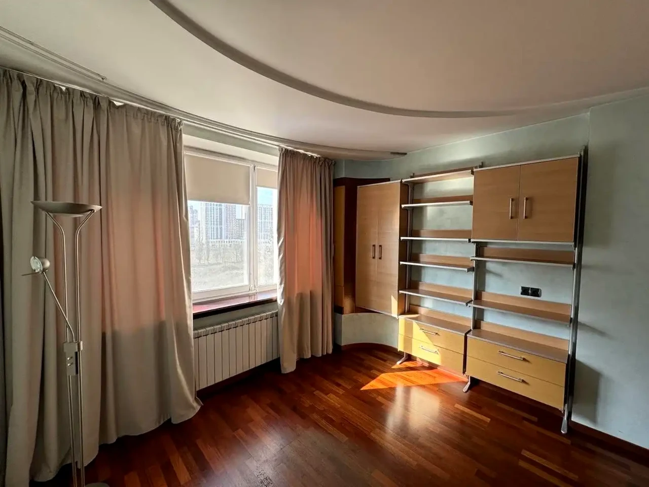 Rent 3-room apartment 134 m² on the 8th floor