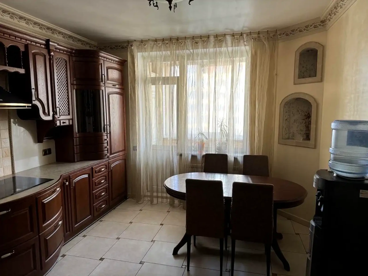 Rent 3-room apartment 134 m² on the 8th floor